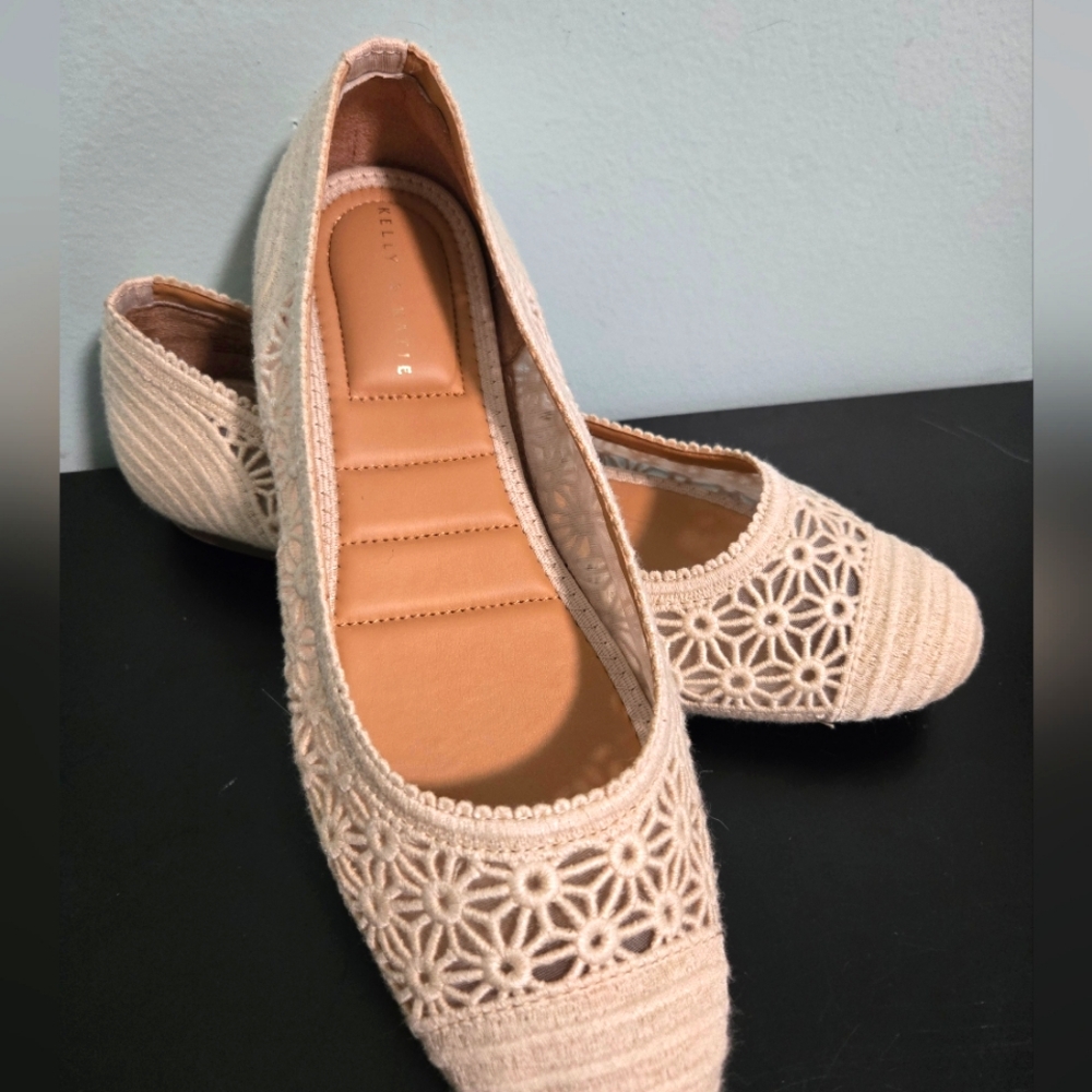 Kelly & Katie Cream Crochet Flats
